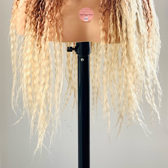 Long “Put On & Go” Wavy Twist Style Ombre Toffee Blonde Color Synthetic Wig 🙌 - Picture 2 of 12